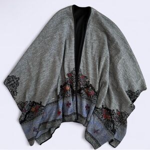 Caamano Alpaca Reversible Shawl Black Gray Floral Embroidery Folk